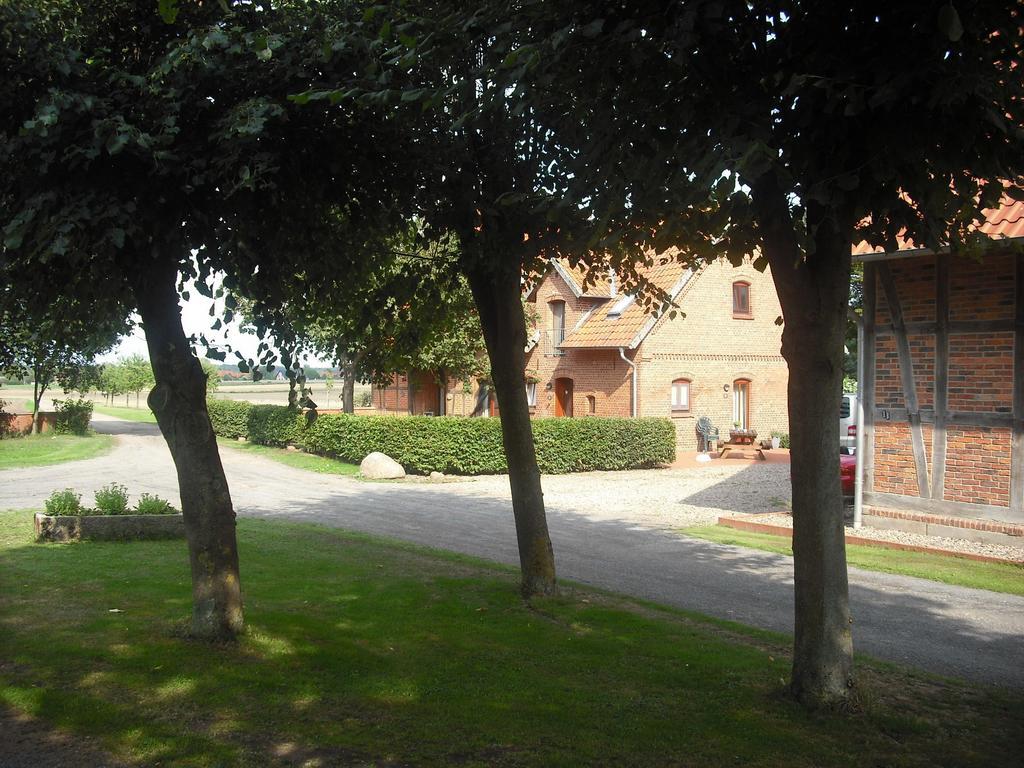 Apartment Rothehof Петершаген Екстериор снимка